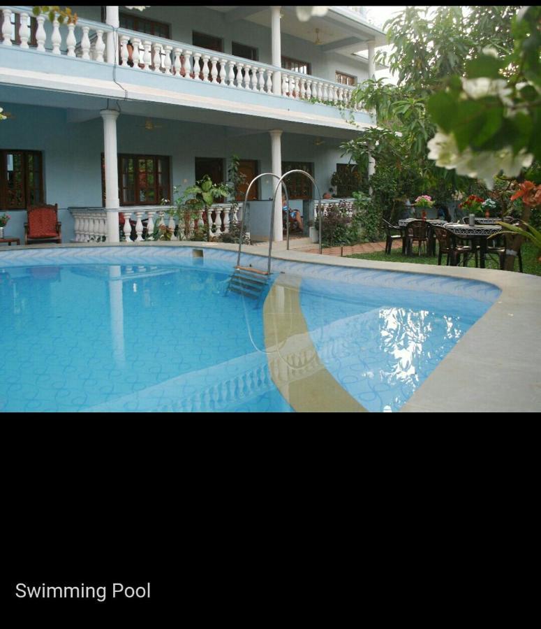 Tanisha Guest House Bogmalo Beach Exterior foto